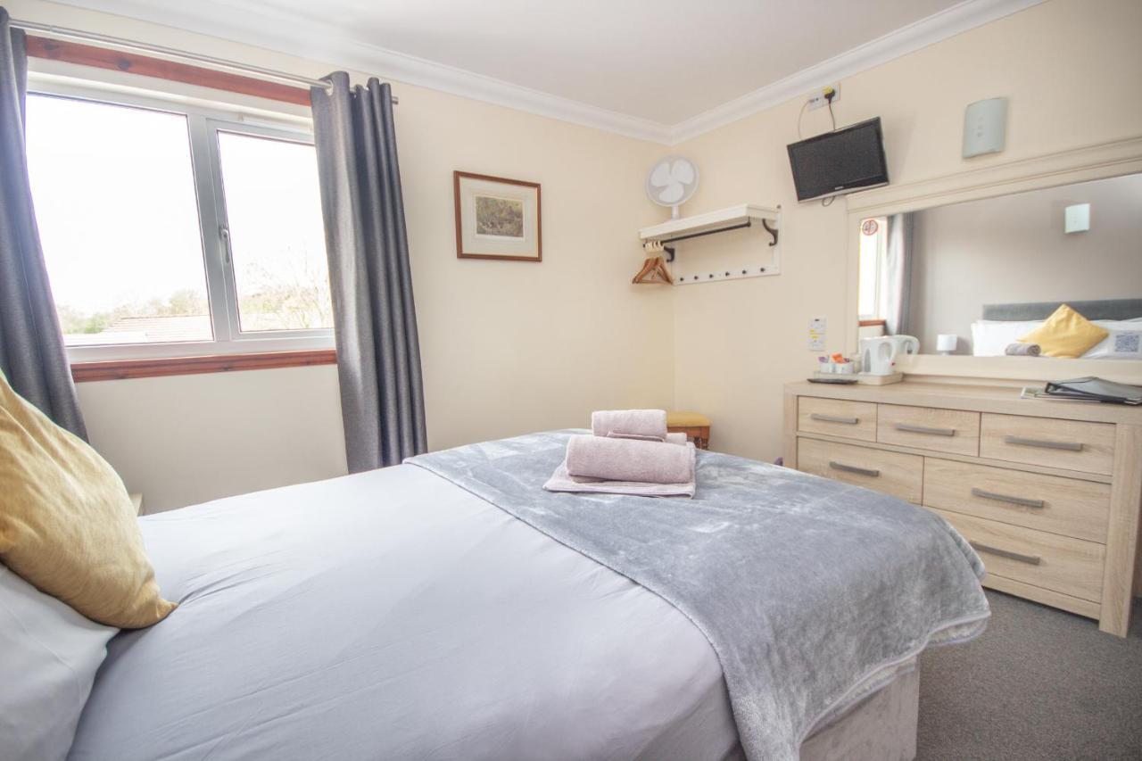Horse And Hound Country Inn Bonchester Bridge Екстер'єр фото