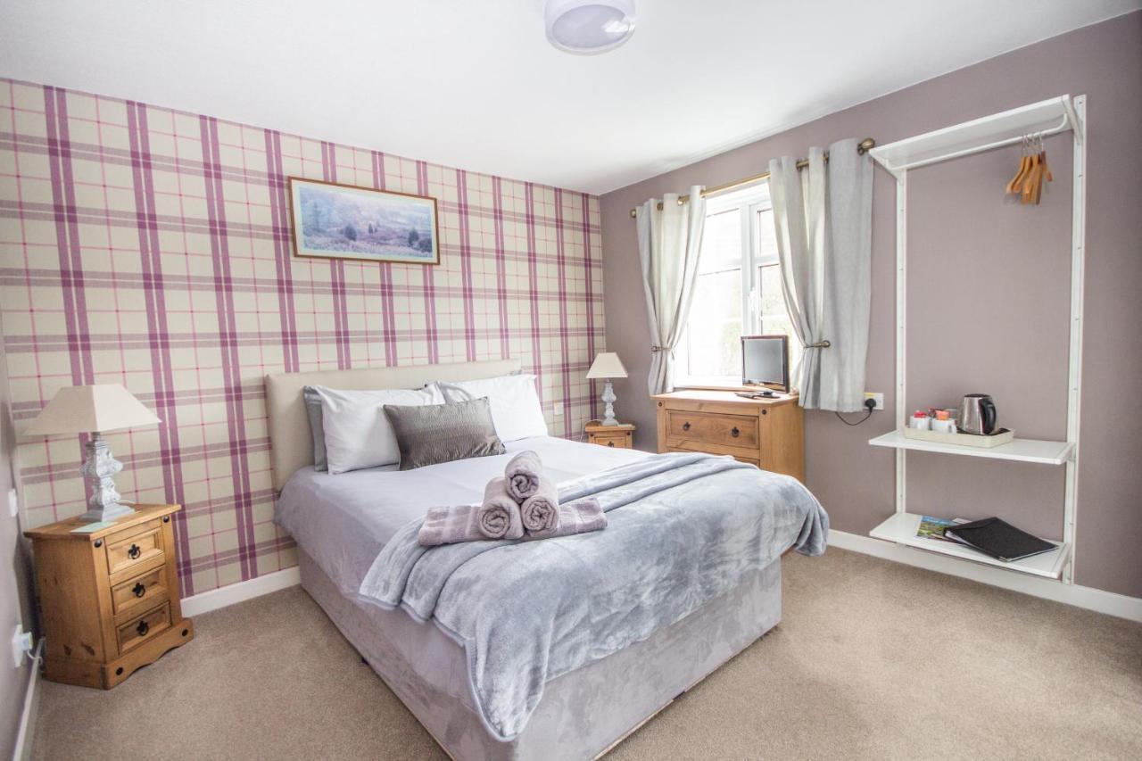 Horse And Hound Country Inn Bonchester Bridge Екстер'єр фото