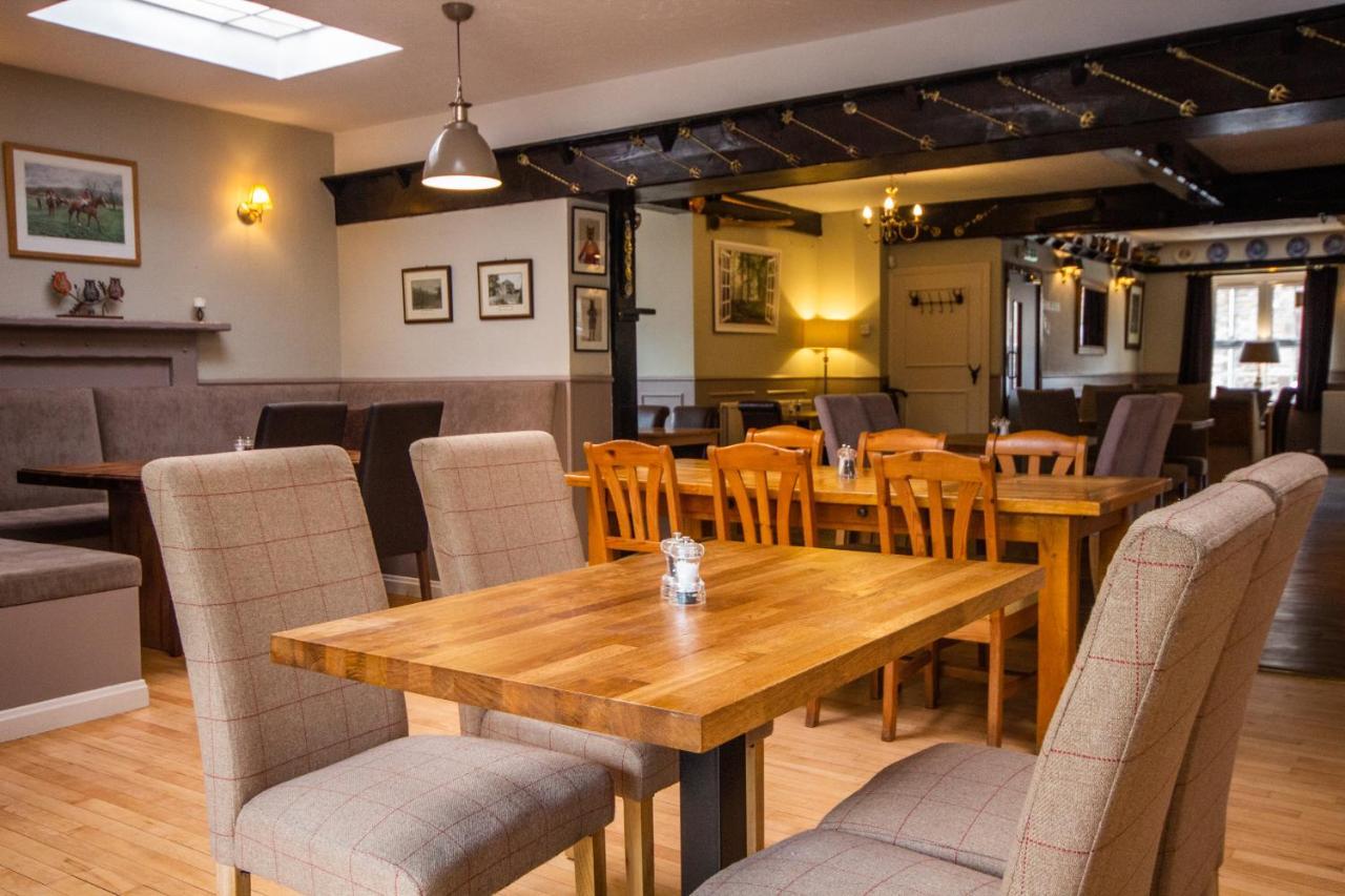 Horse And Hound Country Inn Bonchester Bridge Екстер'єр фото
