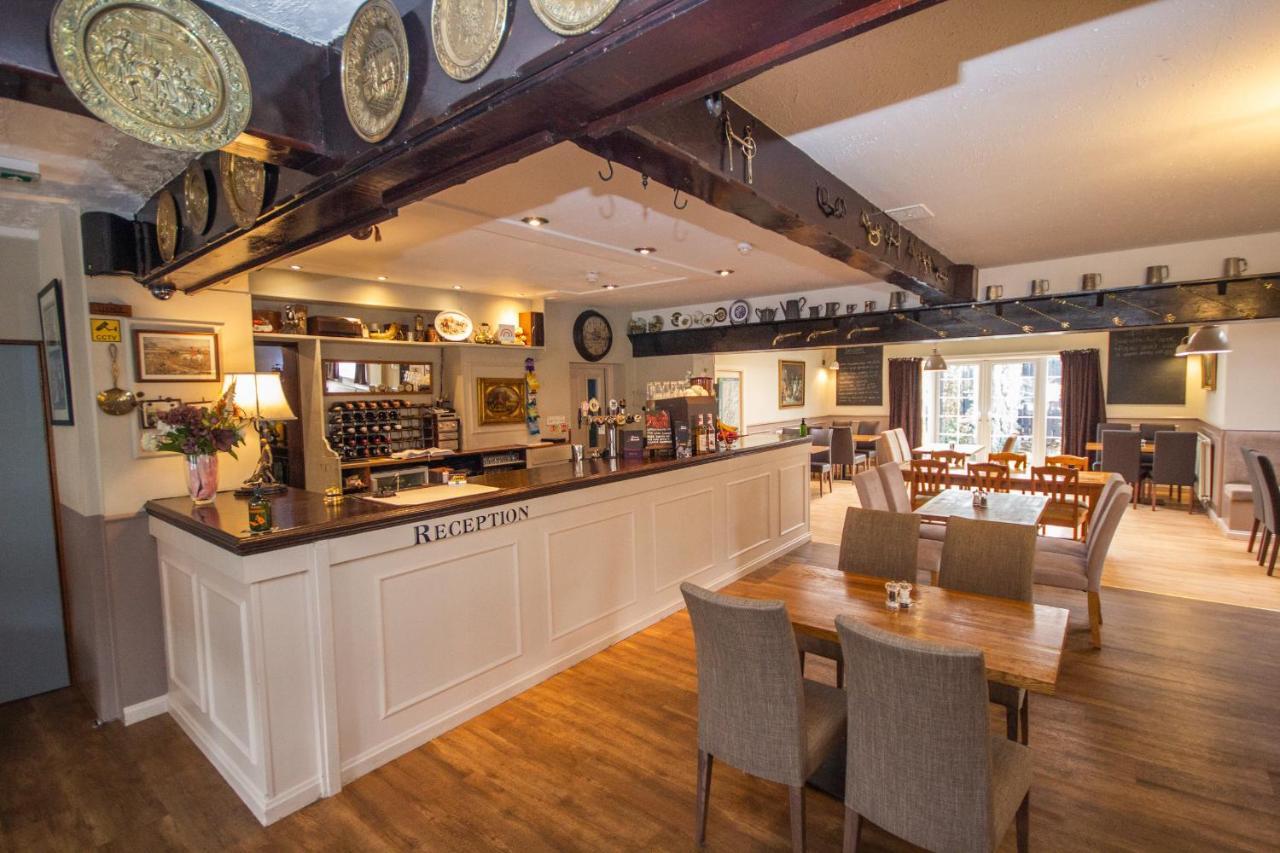 Horse And Hound Country Inn Bonchester Bridge Екстер'єр фото