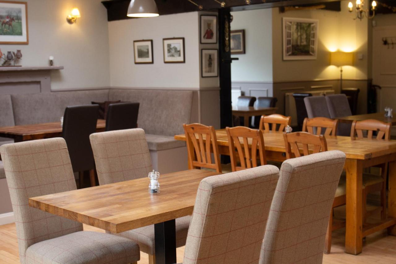 Horse And Hound Country Inn Bonchester Bridge Екстер'єр фото