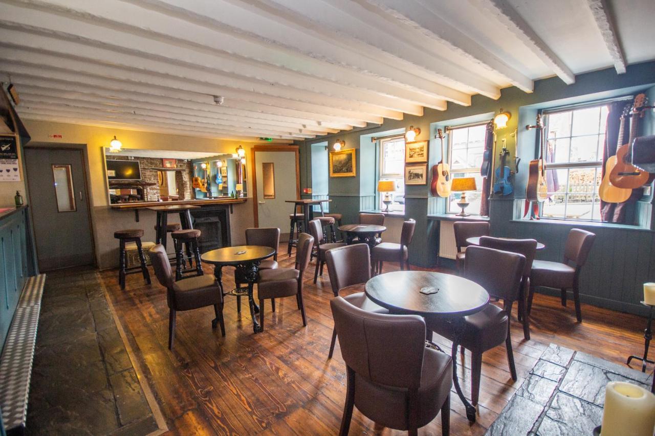 Horse And Hound Country Inn Bonchester Bridge Екстер'єр фото